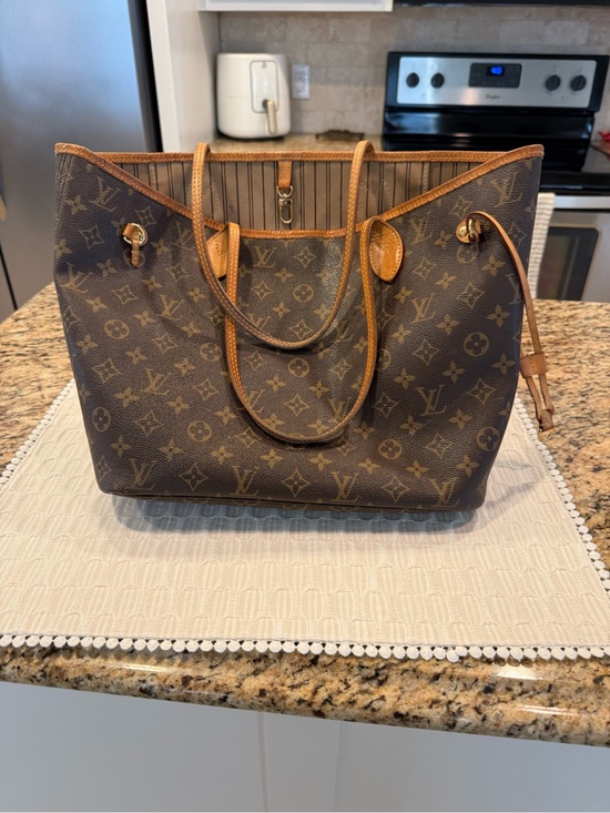 Louis Vuitton Handbags - Louis Vuitton Monogram Canvas Tote in Brown and Tan Leather Trim